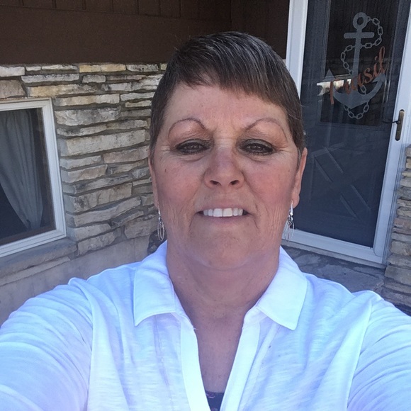 Meet your Posher, Catherine - Picture 1 of 1